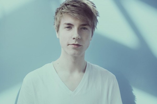 Lido Lays Down A Minimal Remix Of Flight Facilities “Two Bodies"