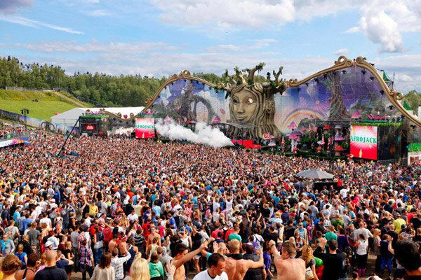 TomorrowLand Unleashes 2013 Full Massive Lineup including Stage Lineups