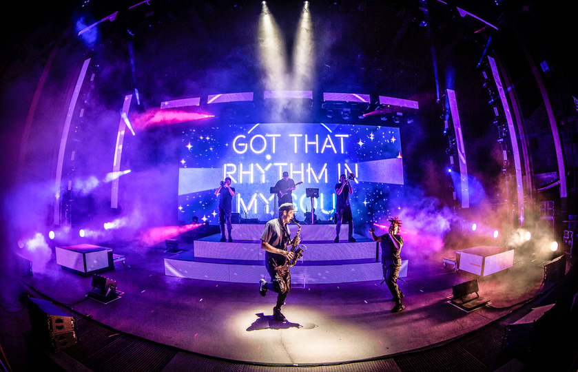 Griz Red Rocks
