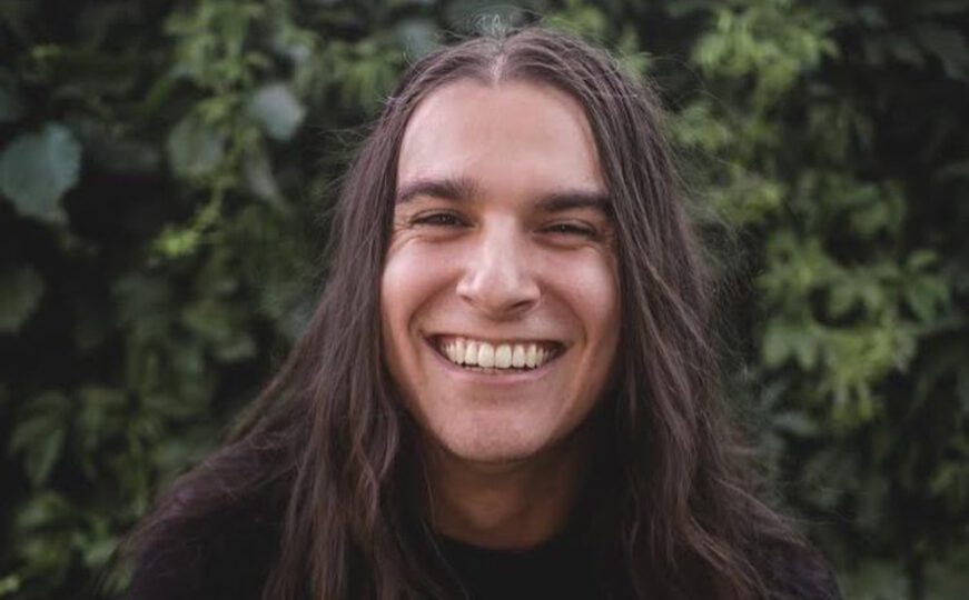 mersiv pretty dark loud